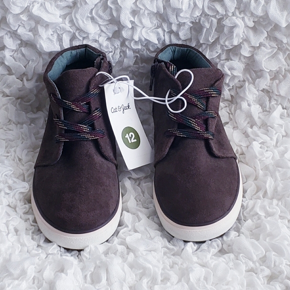 Cat & Jack Other - 🆕️ Toddler Boy High Top Shoes Size 12